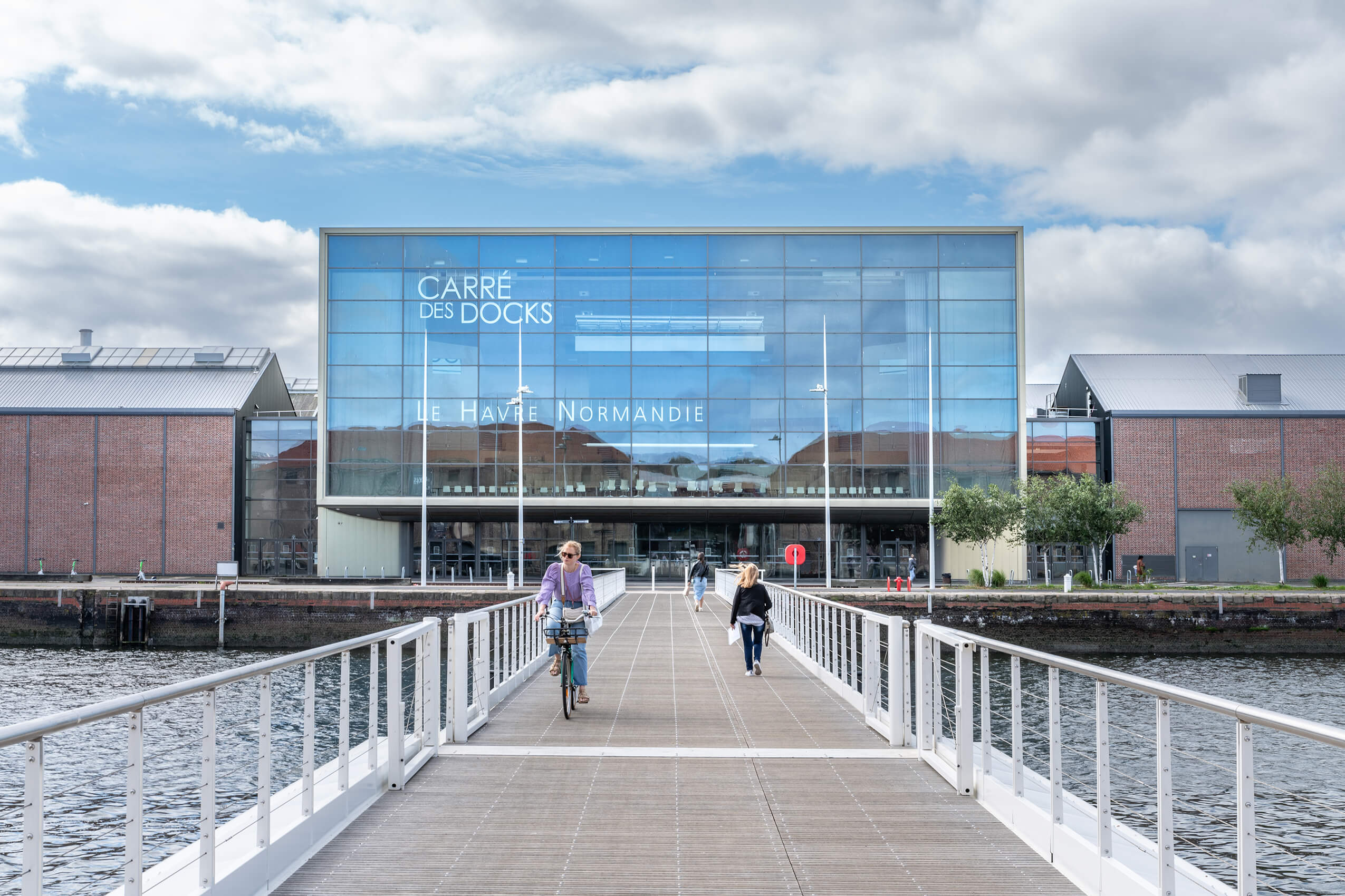 Le centre de congrès et d’exposition dsc9951