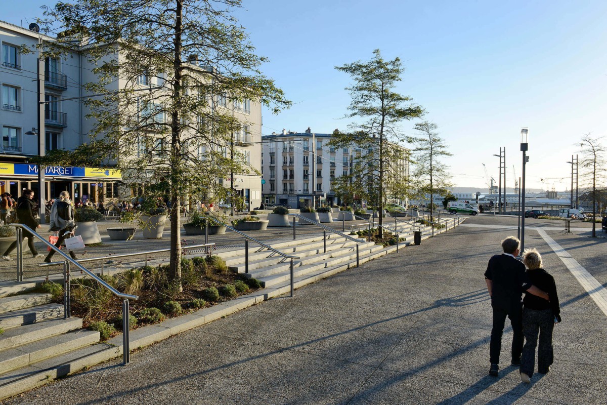 Le Tramway de Brest bst_francaislibres_01