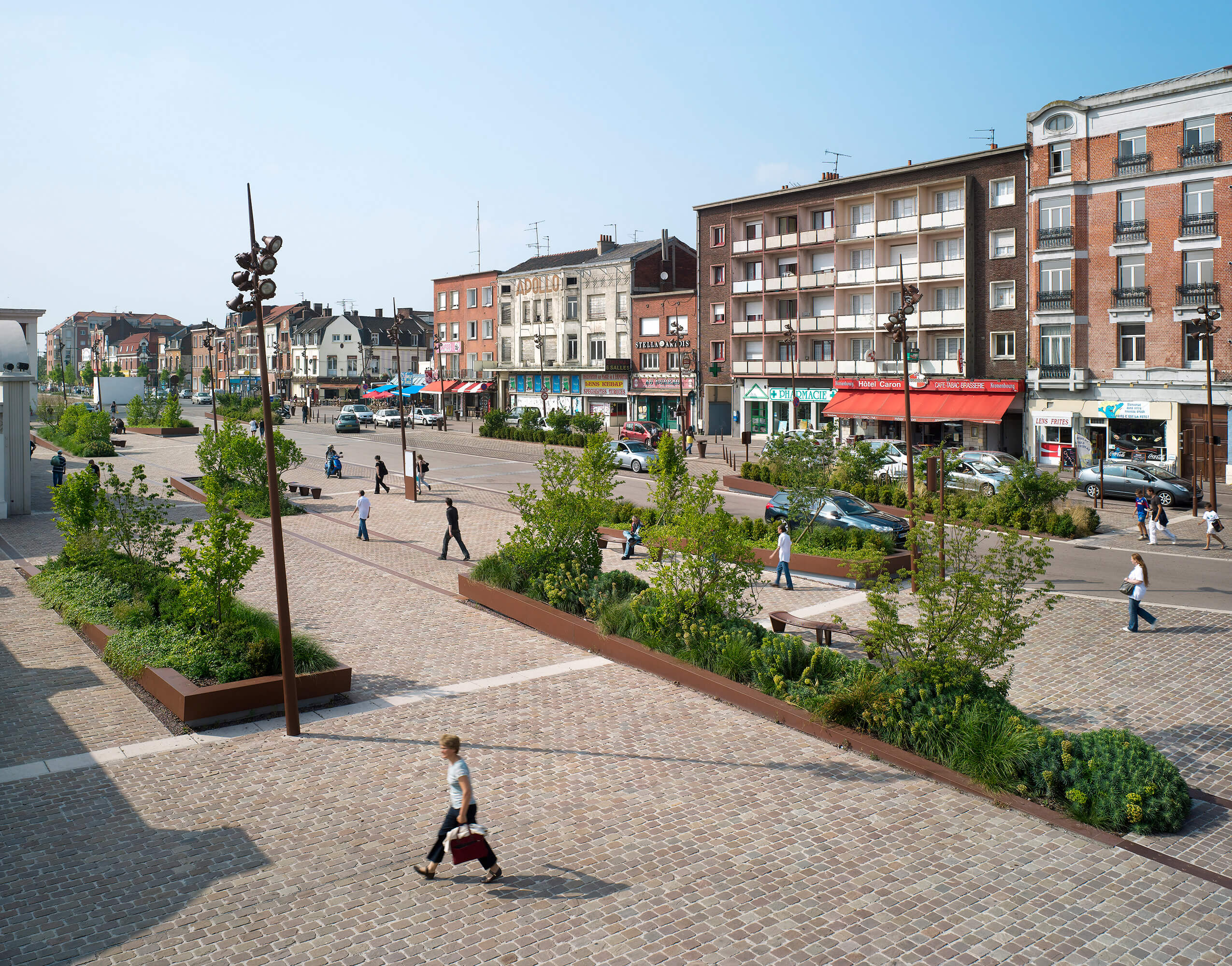 Le pôle d’échanges multimodal de la gare richez_lens_0709_14
